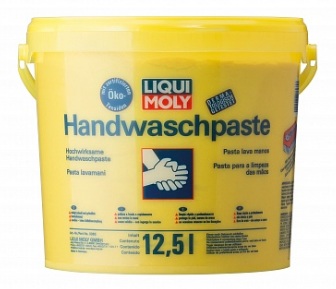 3363, Curatator p/u mine,
Паста для мытья рук Handwasch-Paste 12,5л
Средство (паста) для мытья рук Liqui Moly - это мягкое и нейтральное чистящее средство для кожи на основе древесной муки с веществами, защищающими кожу. Не содержит растворителей и имеет значение pH легкой кислой реакции. Однако продукт нейтрален для кожи, что было доказано многочисленными дерматологическими испытаниями. Паста  создана преимущественно на основе веществ растительного происхождения.
Свойства
Паста для мытья рук Liqui Moly тщательно удаляет самые сильные загрязнения как масла, жиры, смолы, битумы, печатные краски и многие другие, не оказывая вредного воздействия на руки.
- Значение рН нейтральной реакции на кожу
- Прошла дерматологическое испытание
- Защищает и ухаживает за кожей
- Экономичный расход
- Отличный чистящий эффект
- Приятное чувство на коже после чистки
В качестве абразива, содержит натуральную лимонную цедру. Для более эффективной защиты кожи рук рекомендуется применять средства Liqui-Moly Hand-Pflege-Crеme и Unsichtbarer Handschuh.
Применение
Наносят пасту на руки и тщательно оттирают загрязнения в течение некоторого времени. Смывают грязь большим количеством воды. Хранить при положительной температуре!